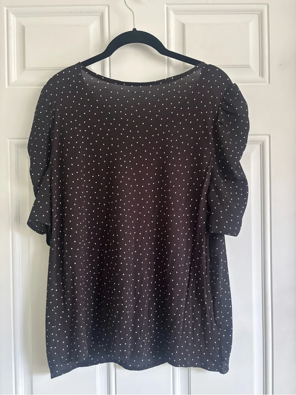 LOFT Mixed Media Black /White Polka Dot Puff-Sleeve Blouse, Size Medium